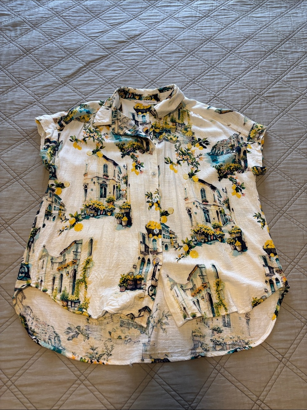 Jane and Delancey White Button-Front Village & Lemon Print Top